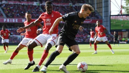  热苏斯锦上添花阿森纳五球血洗诺丁汉森林