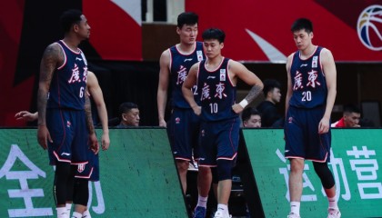  朗斯青年军崛起，连胜强队跻身前三甲  