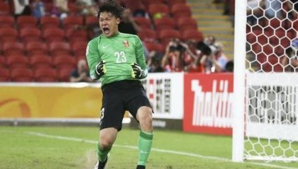 21, 兰斯门将超远距离手抛球助攻破门  